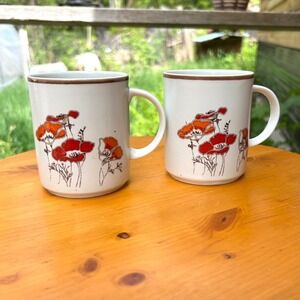 Vintage Fieldflower Coffee Mugs Set of 2 White Red Orange Royal Doulton Cottage